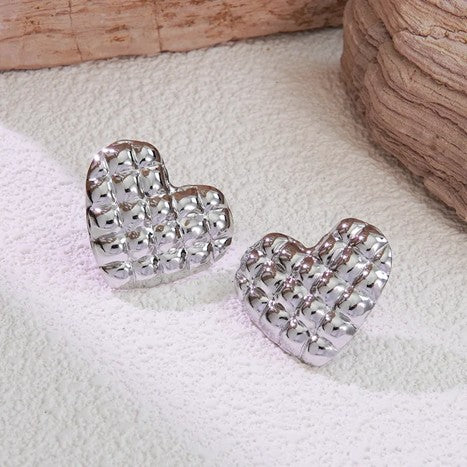 Louisiana 1 Stainless Steel Quilted Heart Stud Earrings