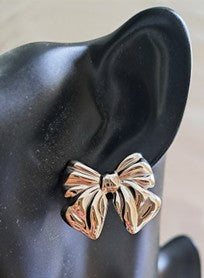 Maine Ribbon Bow Stainless Steel Ribbon Stud Earrings