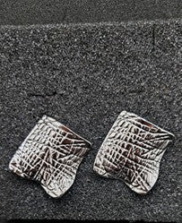Missouri 2 Stainless Steel Brushed Design Square Stud Earrings