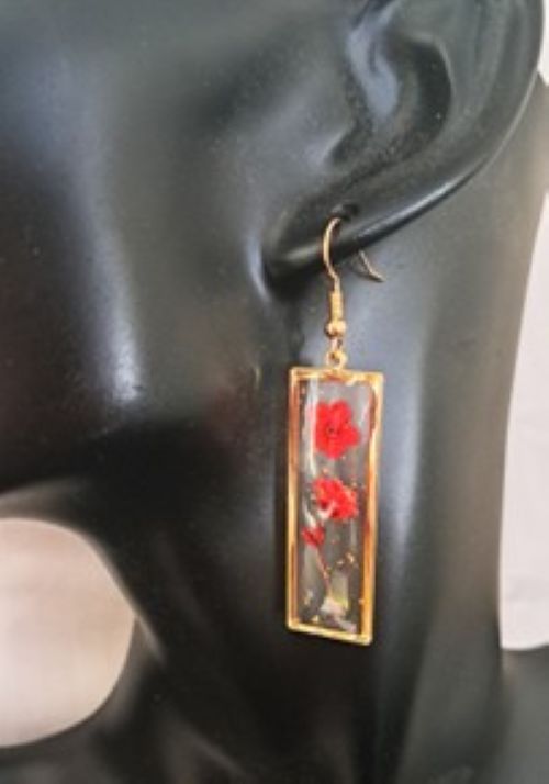 Avon Natural Dried Flowers Drop Earrings