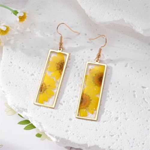 Colne Natural Yellow Dried Flowers Drop Earrings